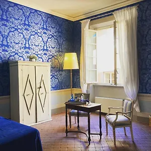 Bed & Breakfast Palazzo Tucci Residenza D'epoca ****